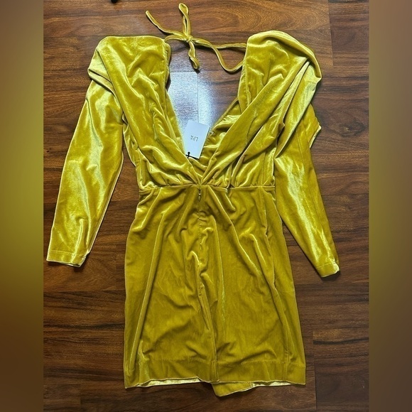 Revolve LPA Celeste Dress in mustard XS NWT - Picture 3 of 3